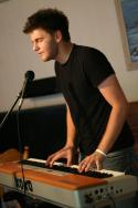 Indie pop musician Nathaniel Carroll performs in Hurricane, Utah / MusicGeek.org, Matthew Montgomery